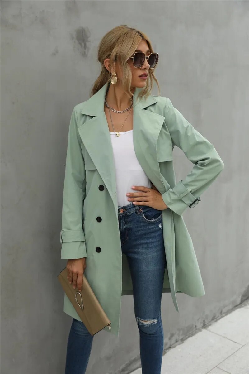 Trenchcoat Kelly