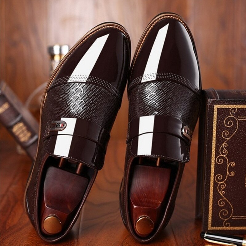Glanzende herenschoenen
