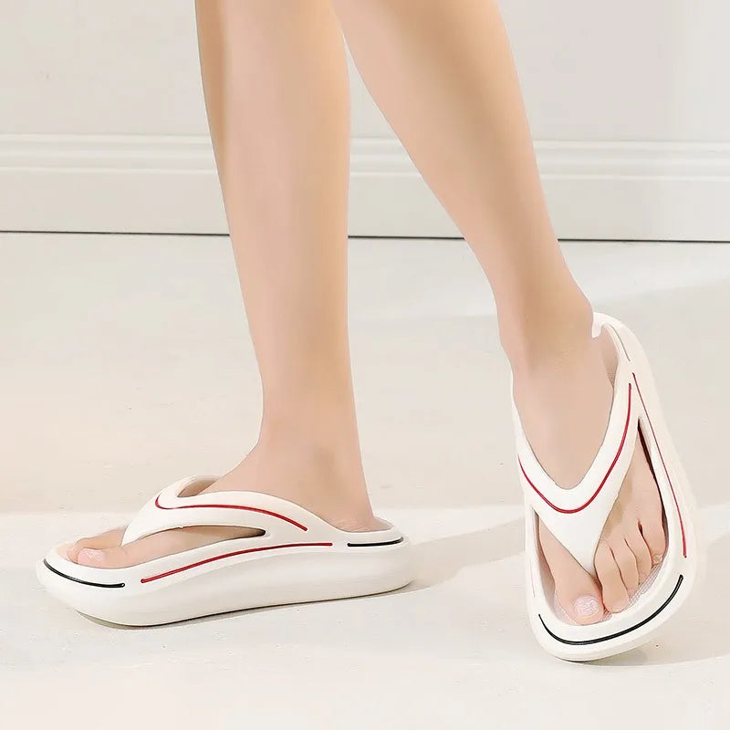 Witte ultralichte uuniseks zomerslippers met memory foam zool