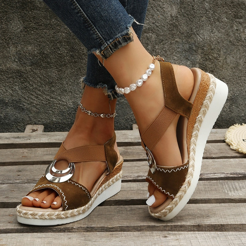 Sleehak sandalen met slangenprint