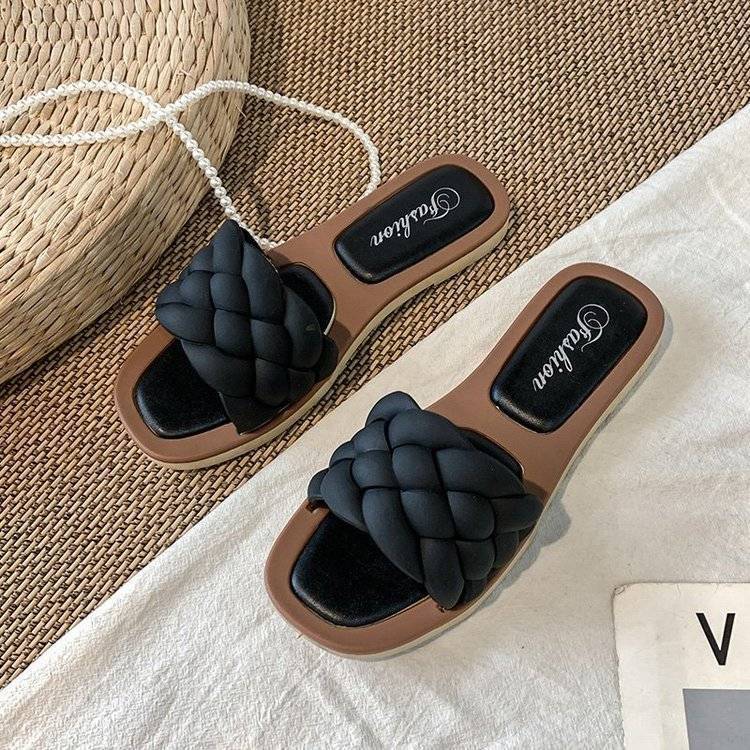 Sandalen met gevlochten banden