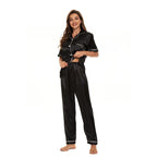 Satijnen pyjama voor dames – Noor