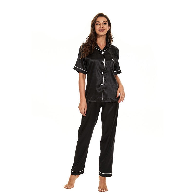 Satijnen pyjama voor dames – Noor