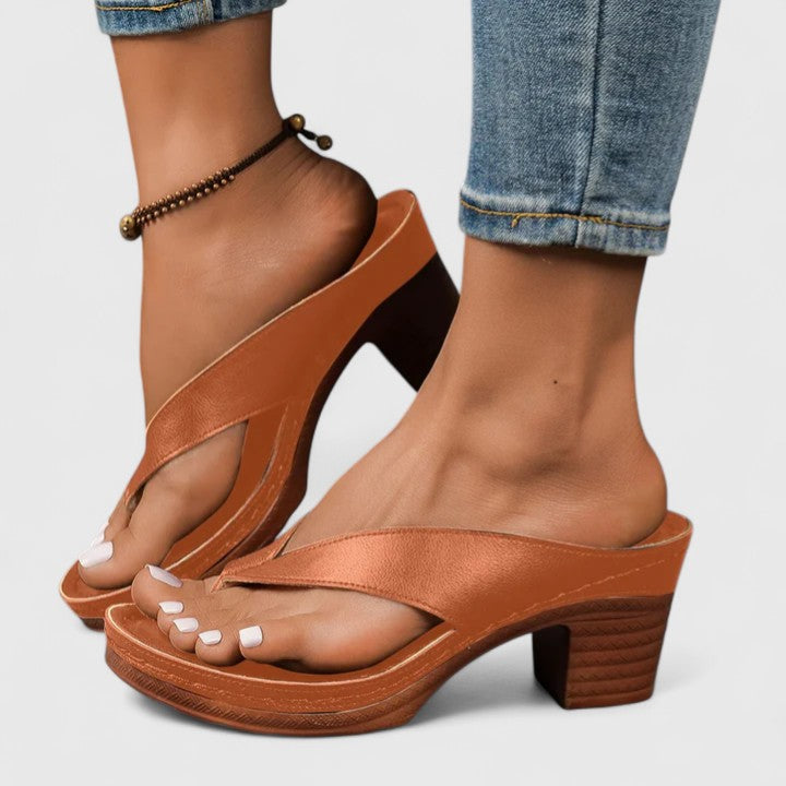 Schoenen met hak en schokdempende antislipzool