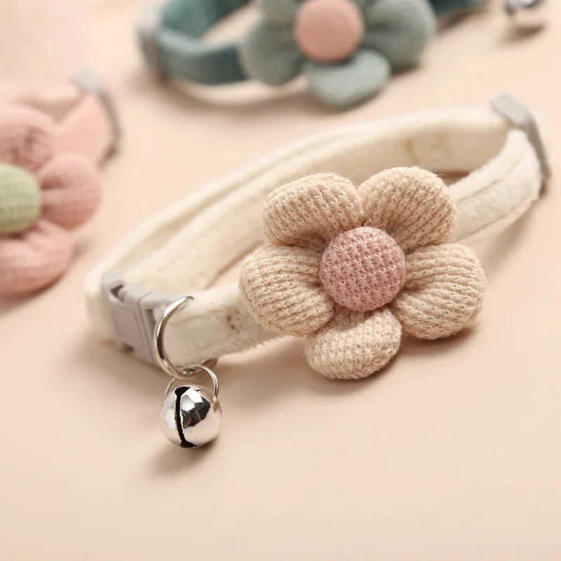 Verstelbare kattenhalsband met bloem