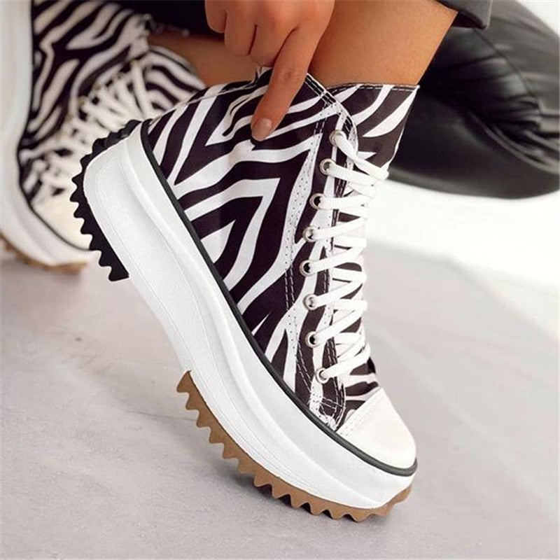 SarahsSneaks I canvas sneakers met zool