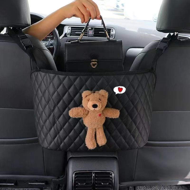 Opberghouder voor een tas in de auto