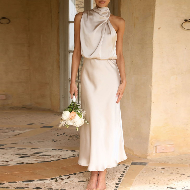 Glamoureuze one shoulder satijnen jurk