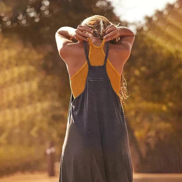 Losvallende & stylish dames jumpsuit met zijzakken