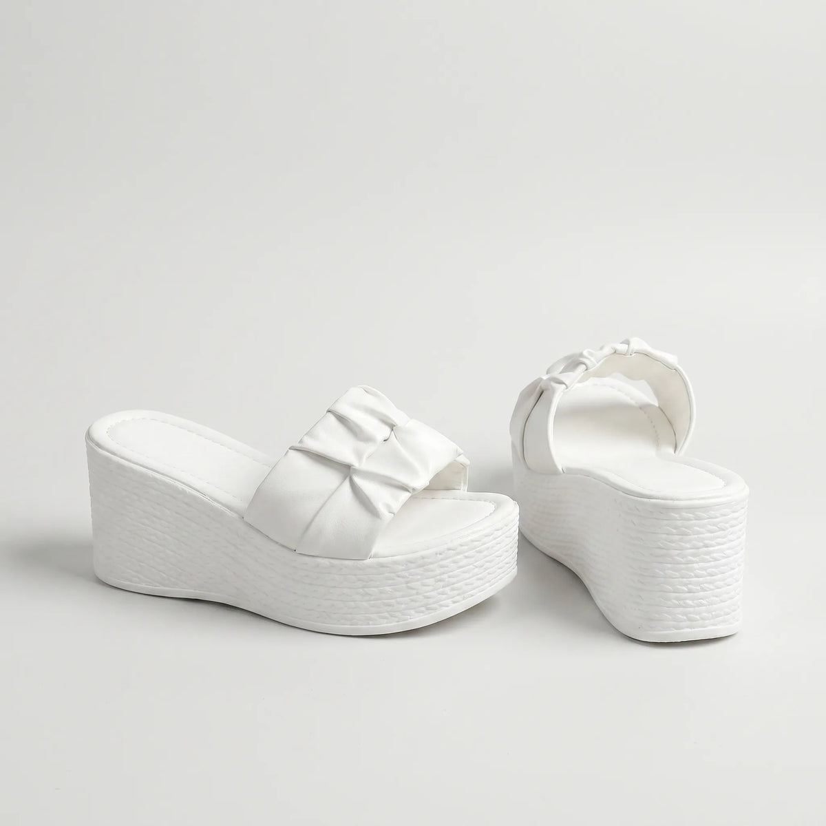 Sandalen met sleehak – Liva