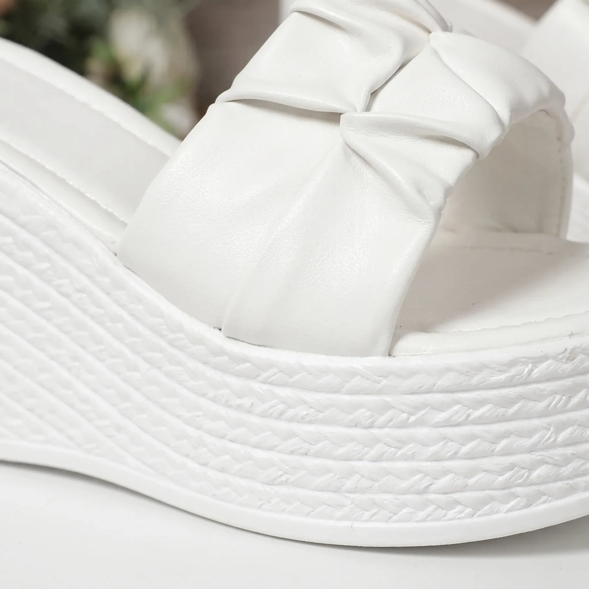 Sandalen met sleehak – Liva