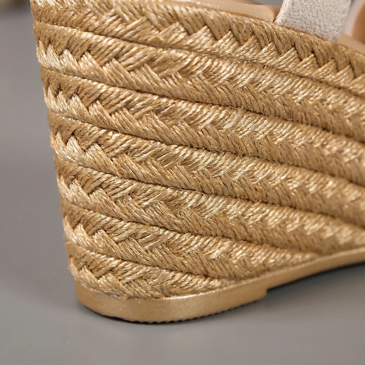 Sandalen met sleehak en open teen