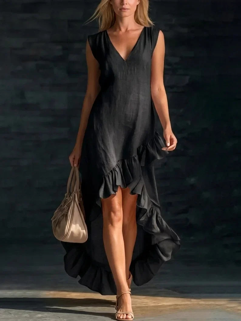 Mouwloze maxi-jurk met V-hals en asymmetrische ruchezoom