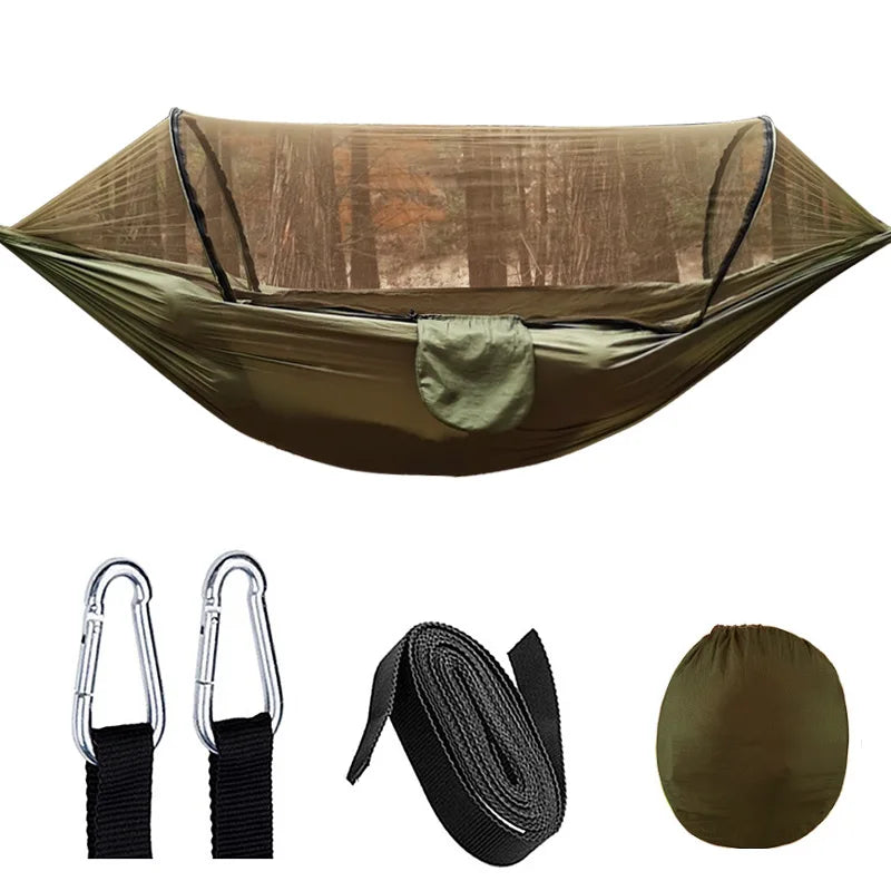 Outdoor hangmat met klamboe