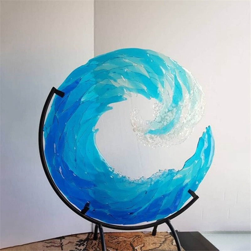 Glazen sculptuur van oceaangolf