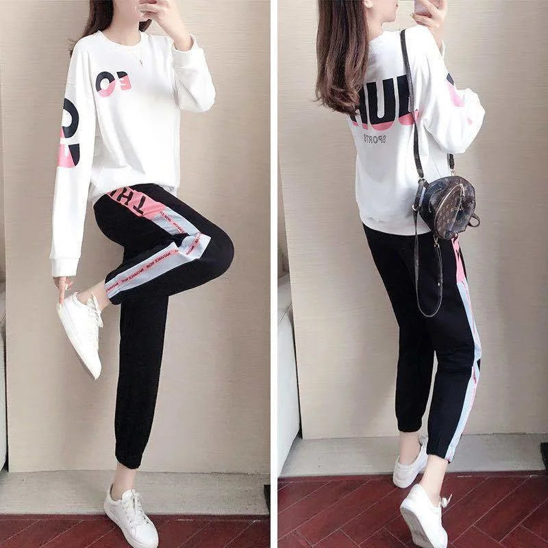 Tweedelig dames trainingspak met sweater en broek