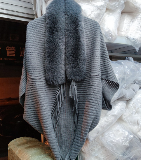 Damesvest louise – met luxueuze faux fur kraag – one size