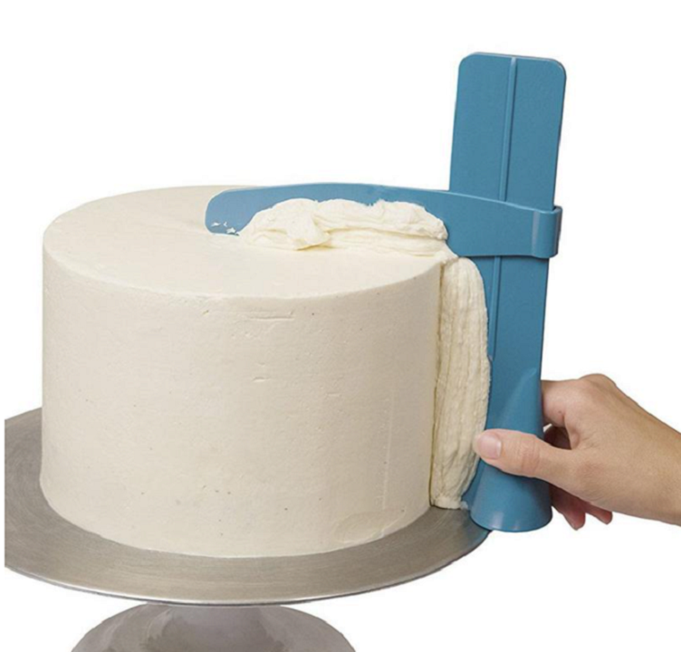 Cake scraper
