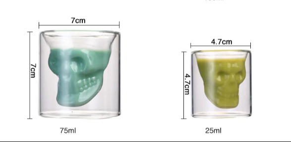 Shotglas met 3D-schedel