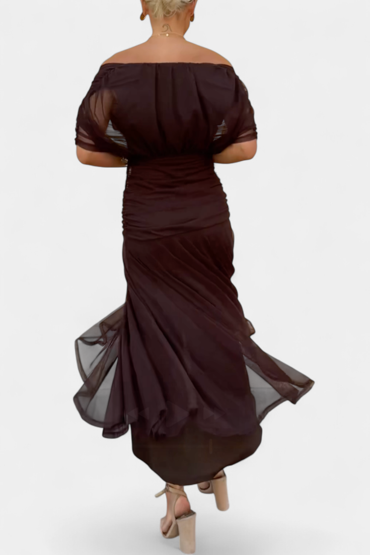 Femme | Offshoulderjurk met plooien en bloemendetails