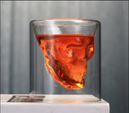Shotglas met 3D-schedel