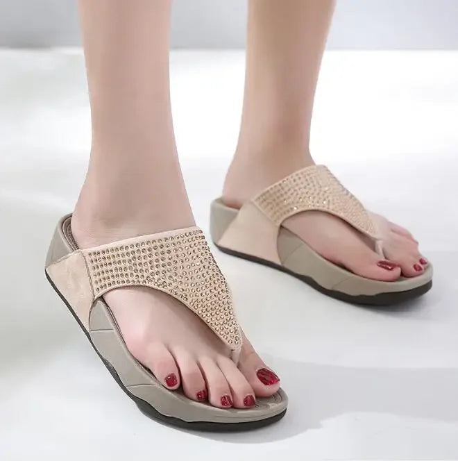 Dames platform slippers met strass