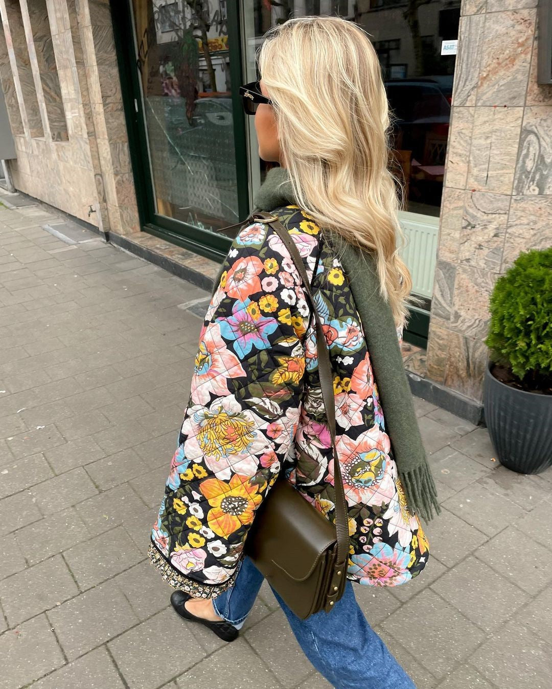Gevoerde dames jas met bloemenprint