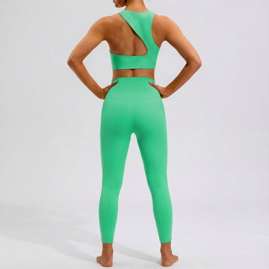 Set uit sporttop en leggings