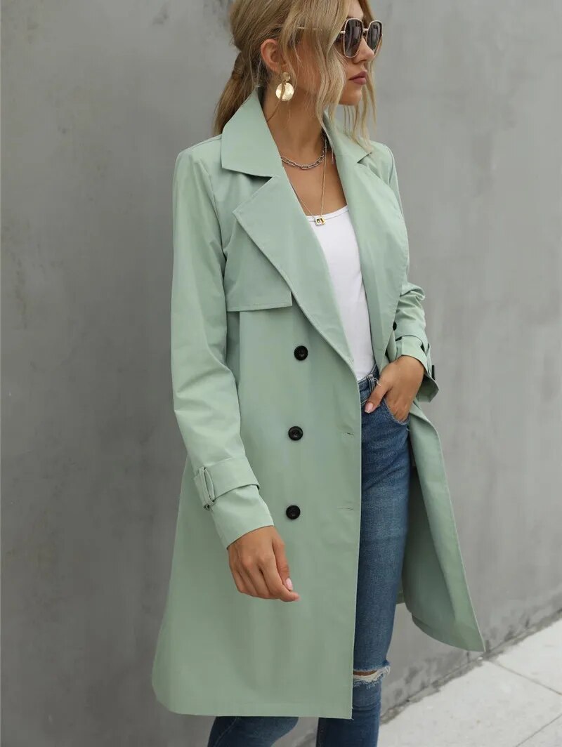 Trenchcoat Kelly