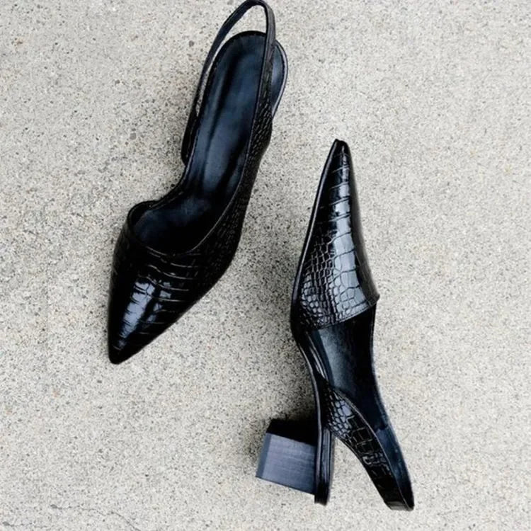 Slingback pumps met blokhak