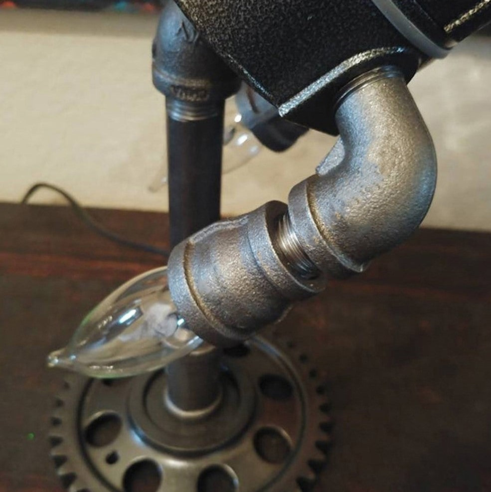 Steampunk-raketten-tafellamp