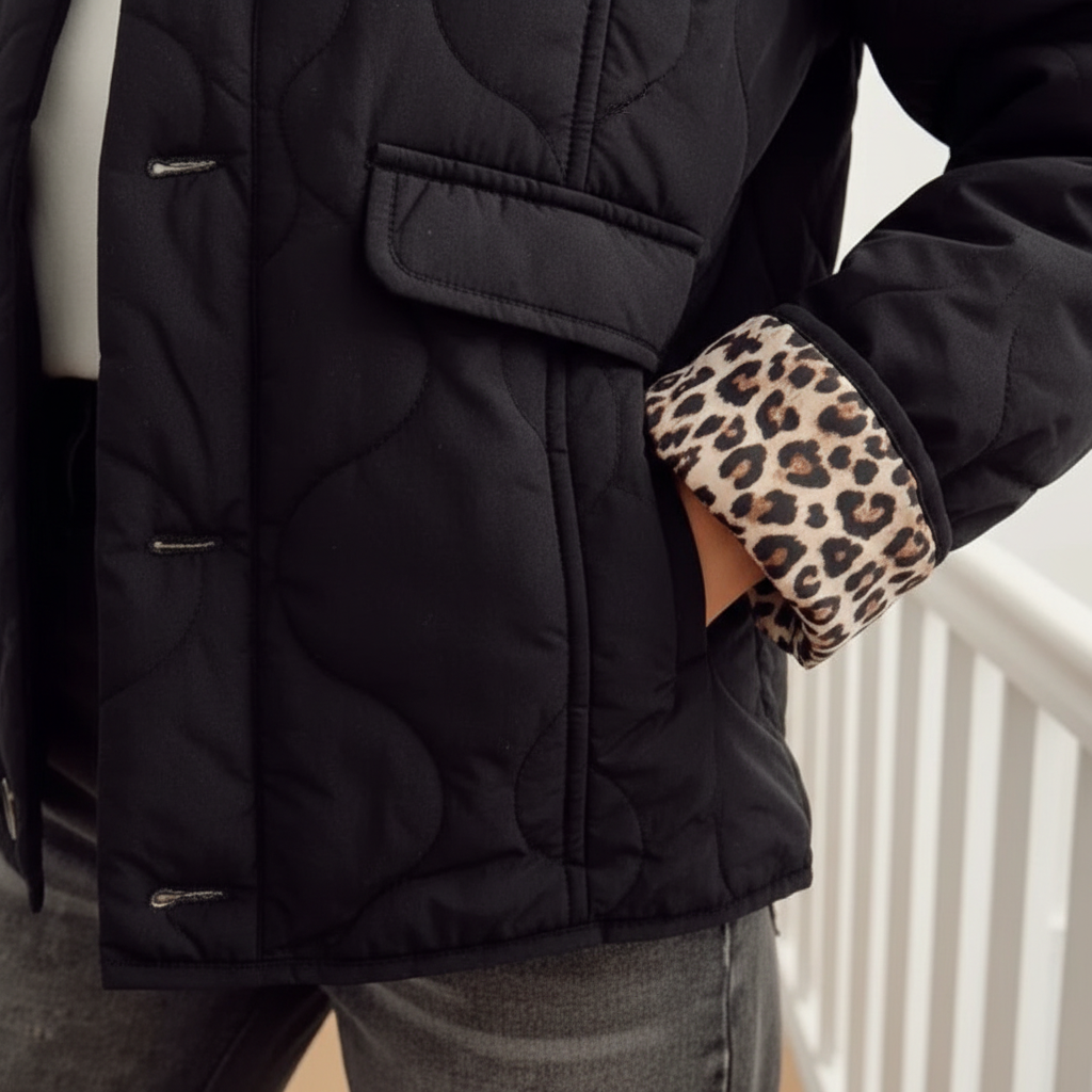 Steppjacke met luipaardvoering
