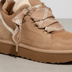 Wildleder bovenmateriaal met bontvoering