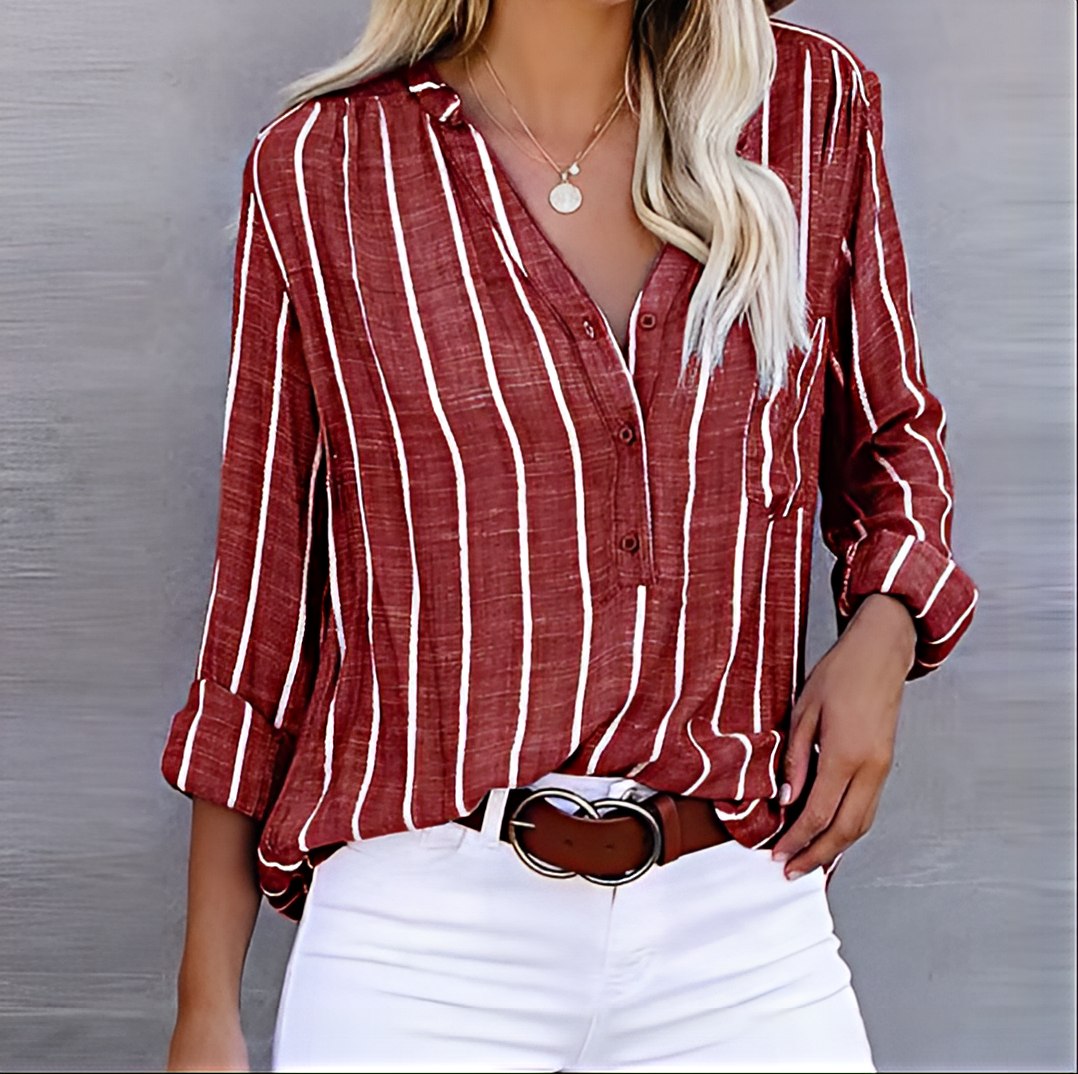 Esther | Gestreepte damesblouse met knopen