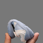 Baby barefoot sneakers