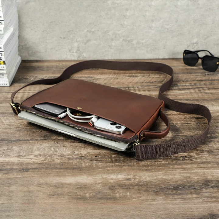 Laptoptas van echt leer – Liva