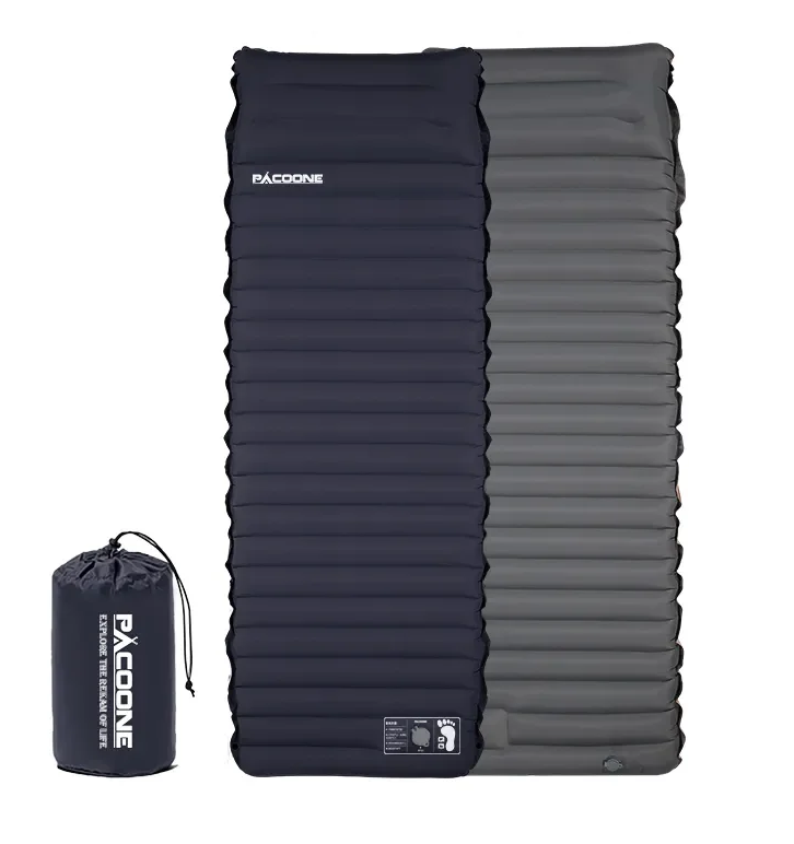 Ultralichte zelfopblaasbare kampeermatras met ingebouwde pomp