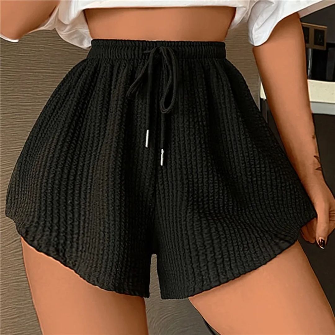 Kaia short