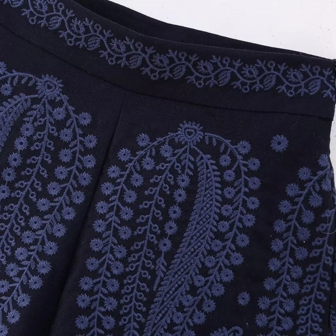 Cathy geborduurde shorts