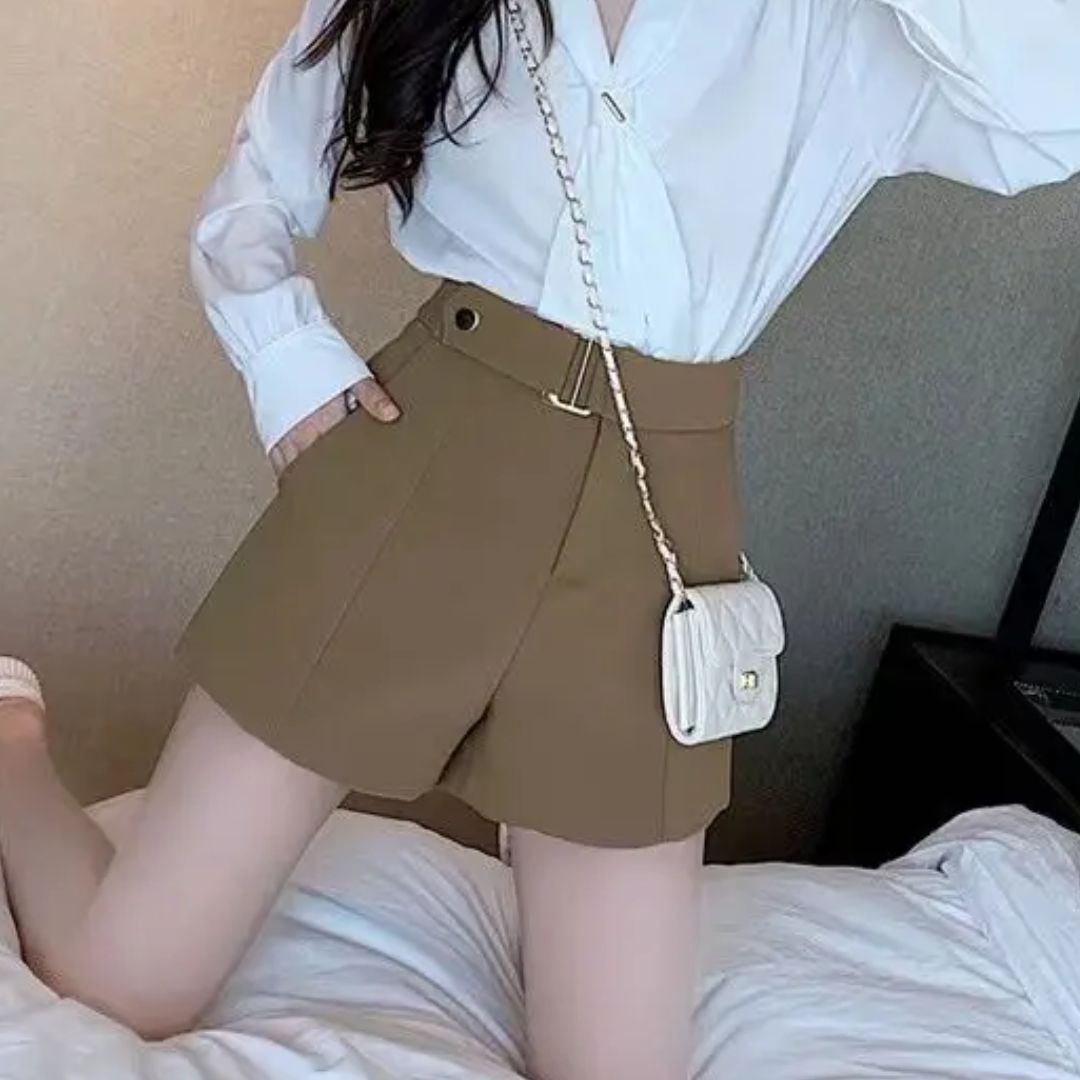 Naomi short
