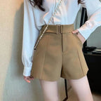 Naomi short