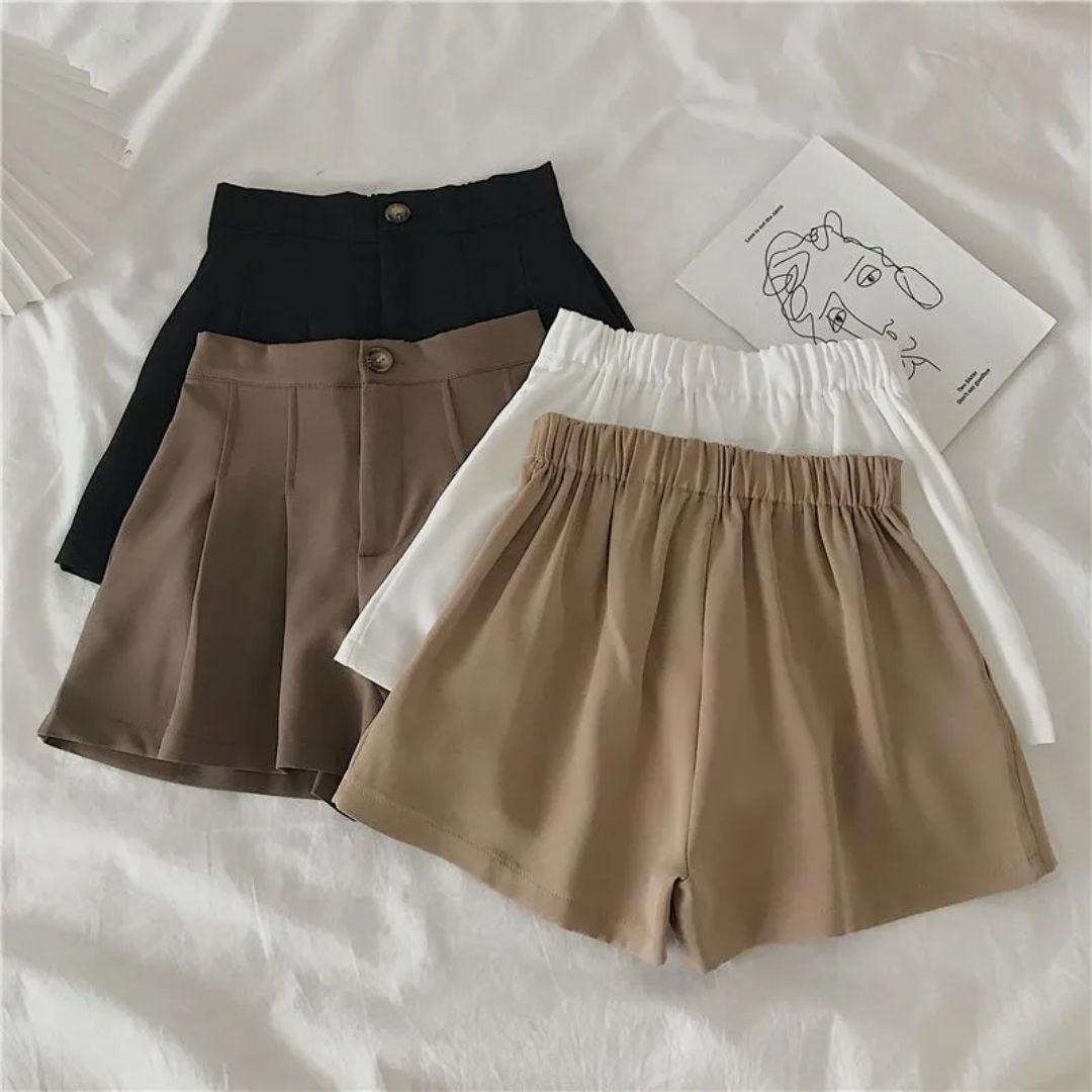 Lara short