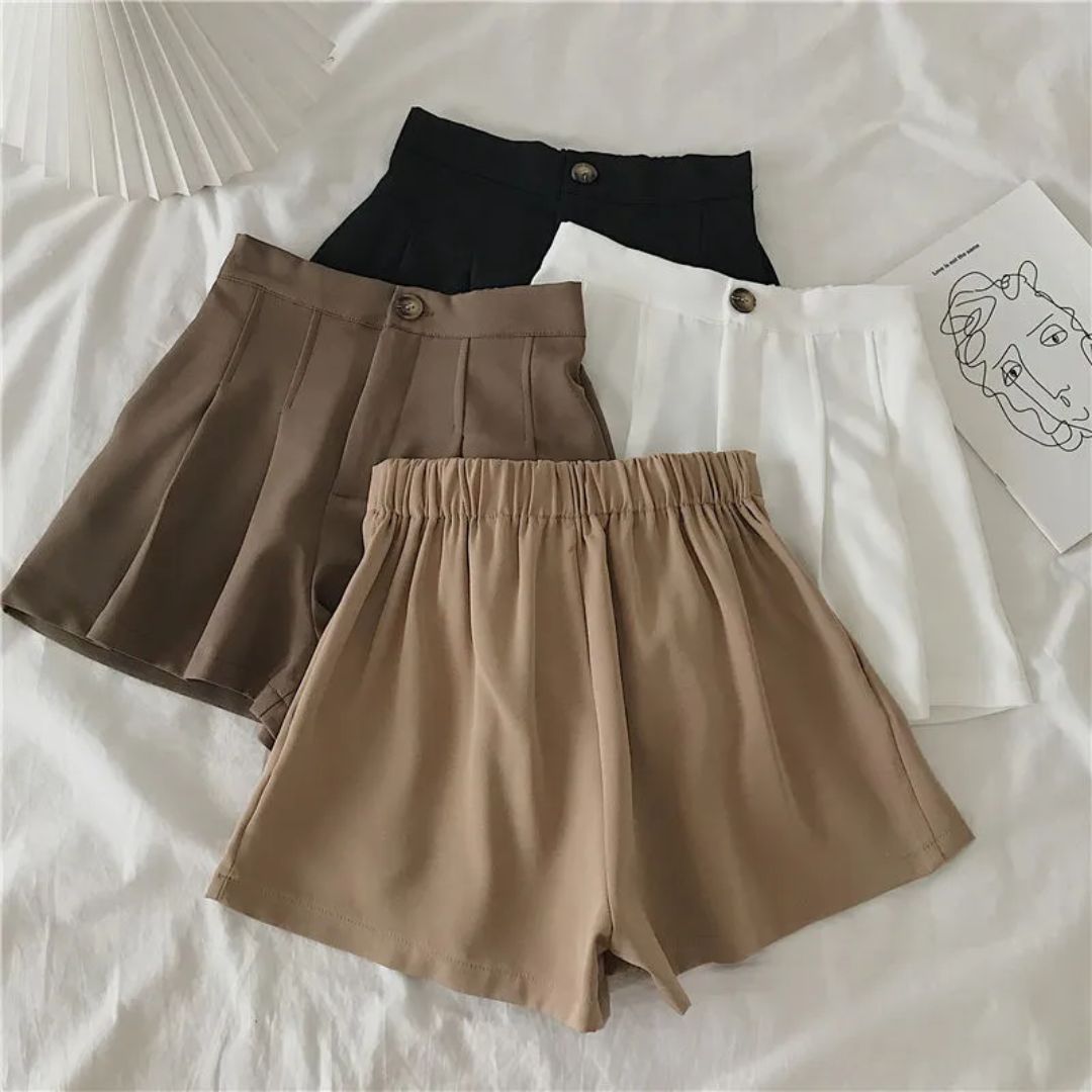 Lara short