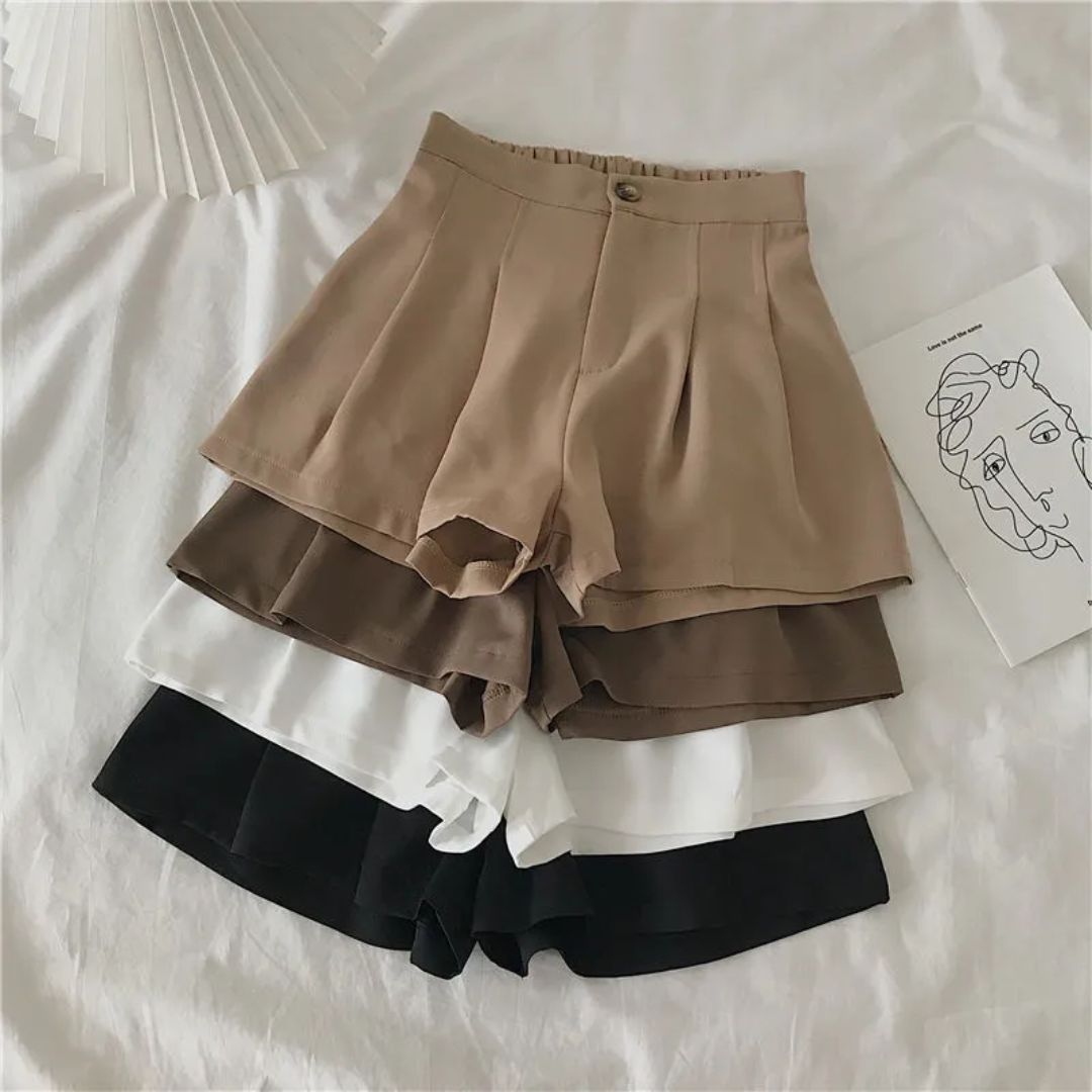 Lara short