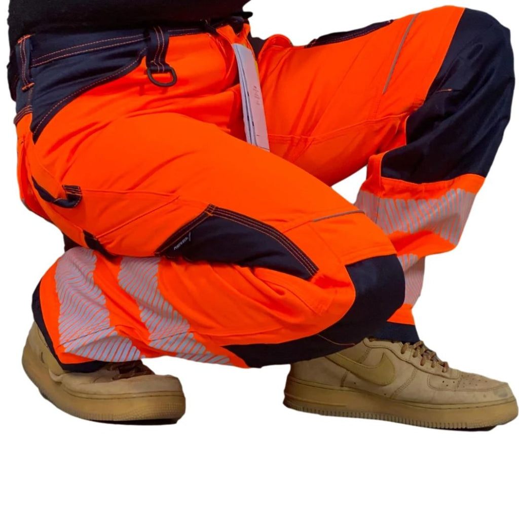 Multifunctionele werkbroek met reflecterende strepen