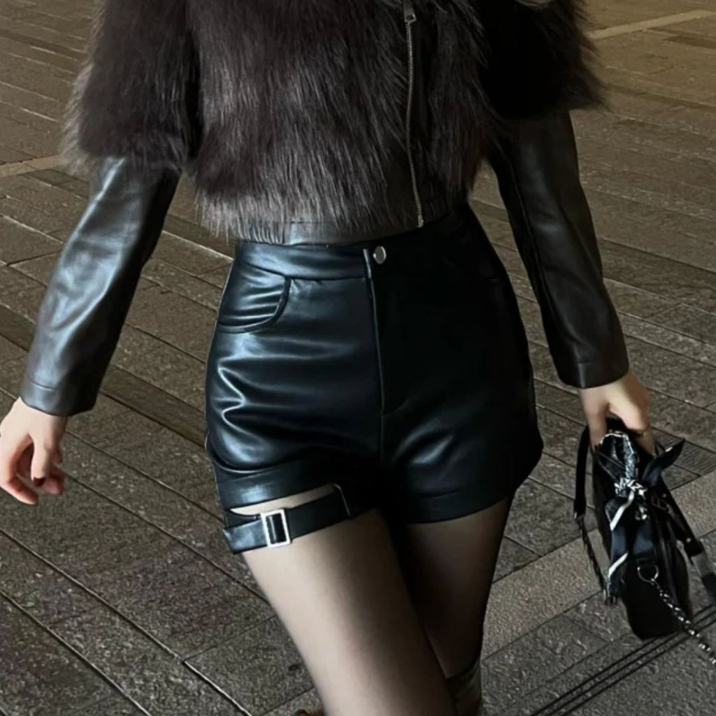 Naomi leren short