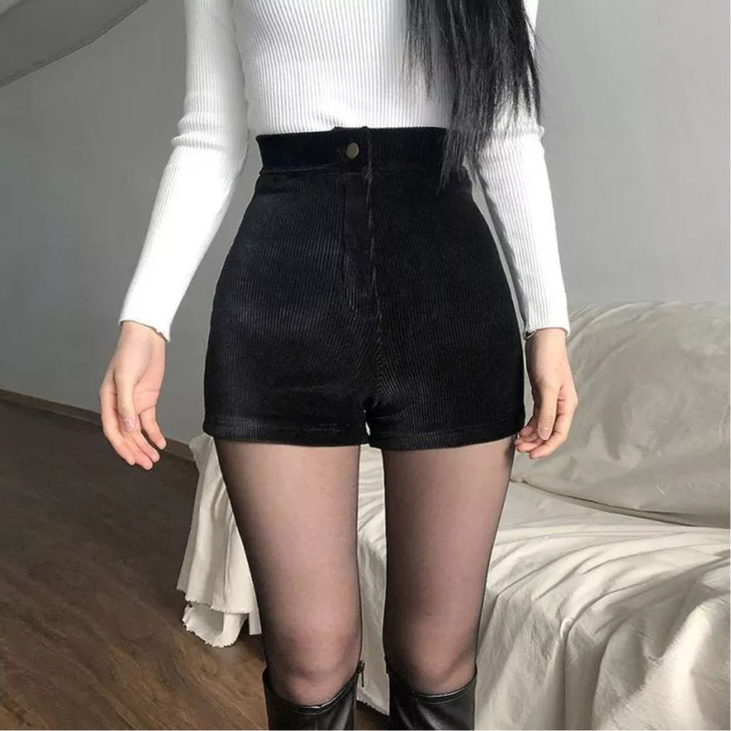 Leah ribfluweel short