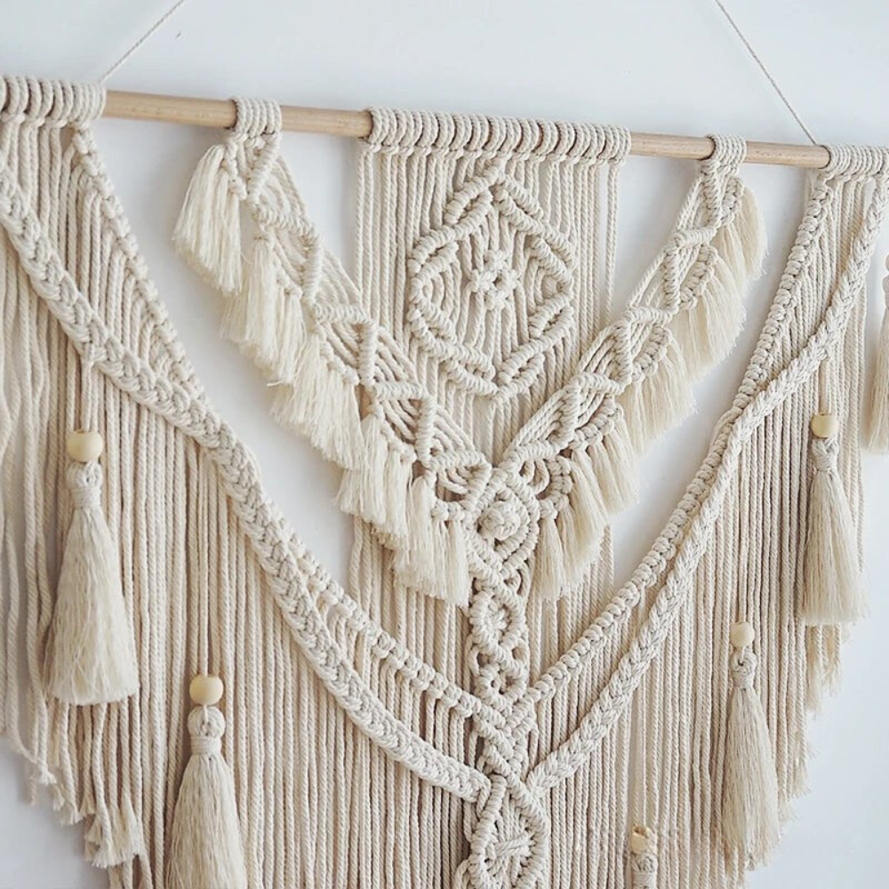 Scandinavische boho macramé wandhanger