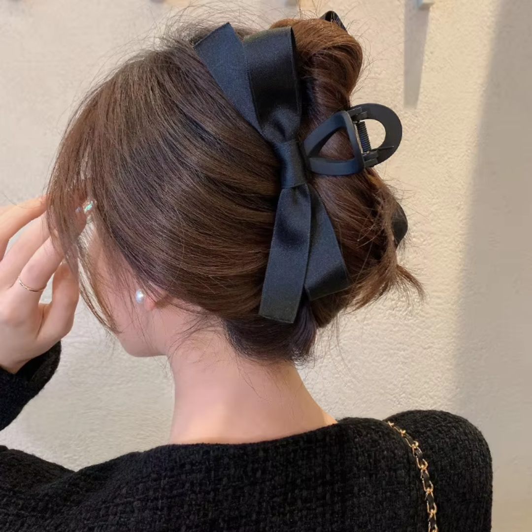 Grote haarklemmen met satijnen strik