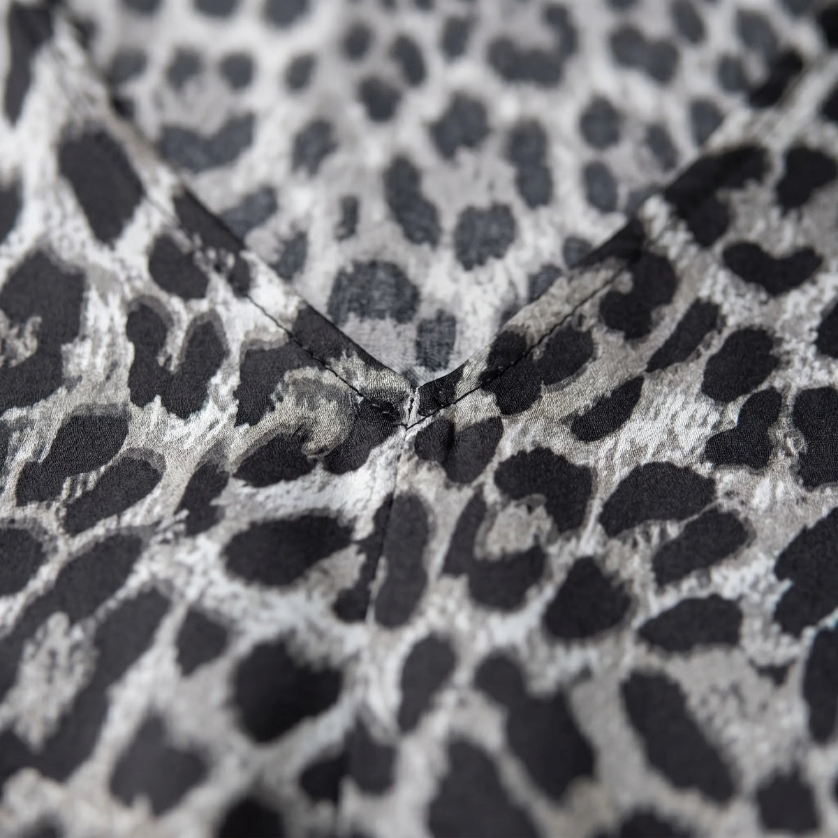 Jumpsuit met wijde pijpen en luipaardprint